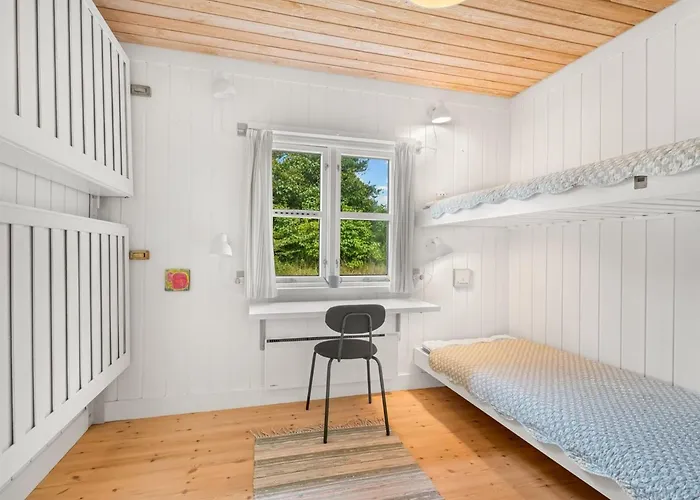 Holiday home Dorrit - 200m From The Sea By Interhome